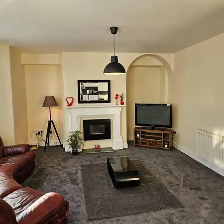 Lägenhet Centre. Spacious Apartment. Ideal Location.