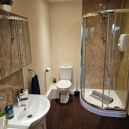 Centre. Spacious Apartment. Ideal Location. Lägenhet